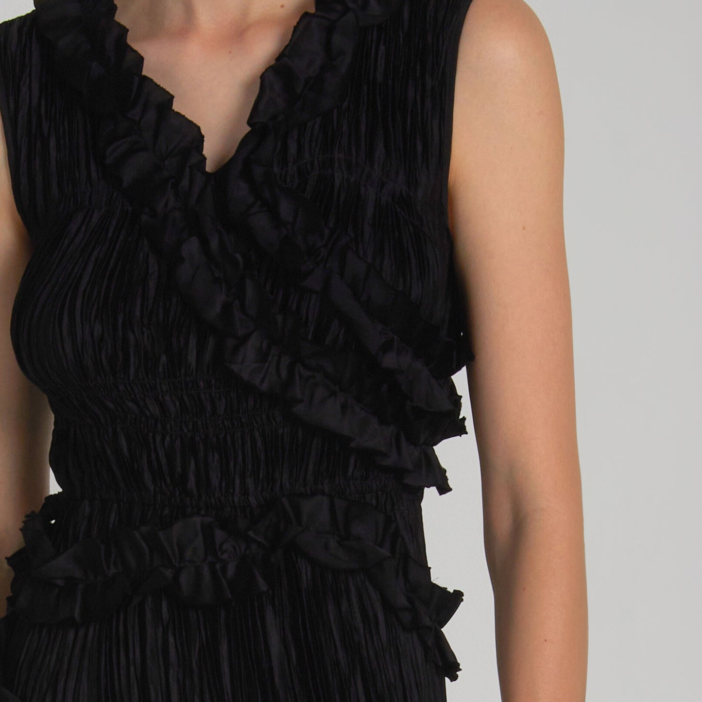 Willa Ruffle Dress in Black