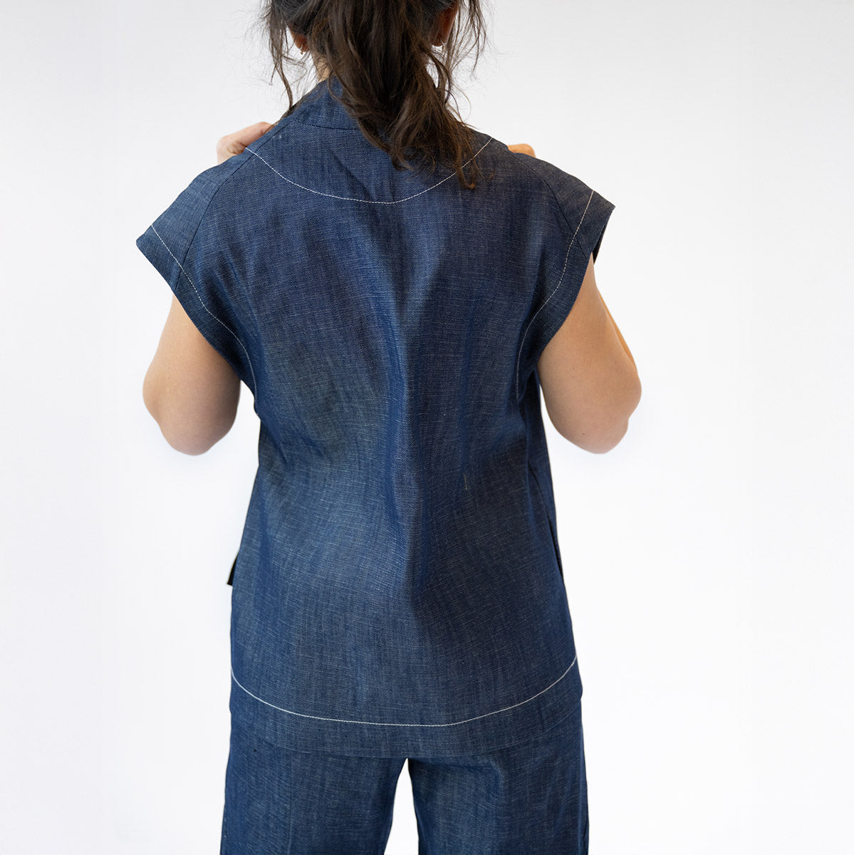 Ari Waistcoat in Indigo