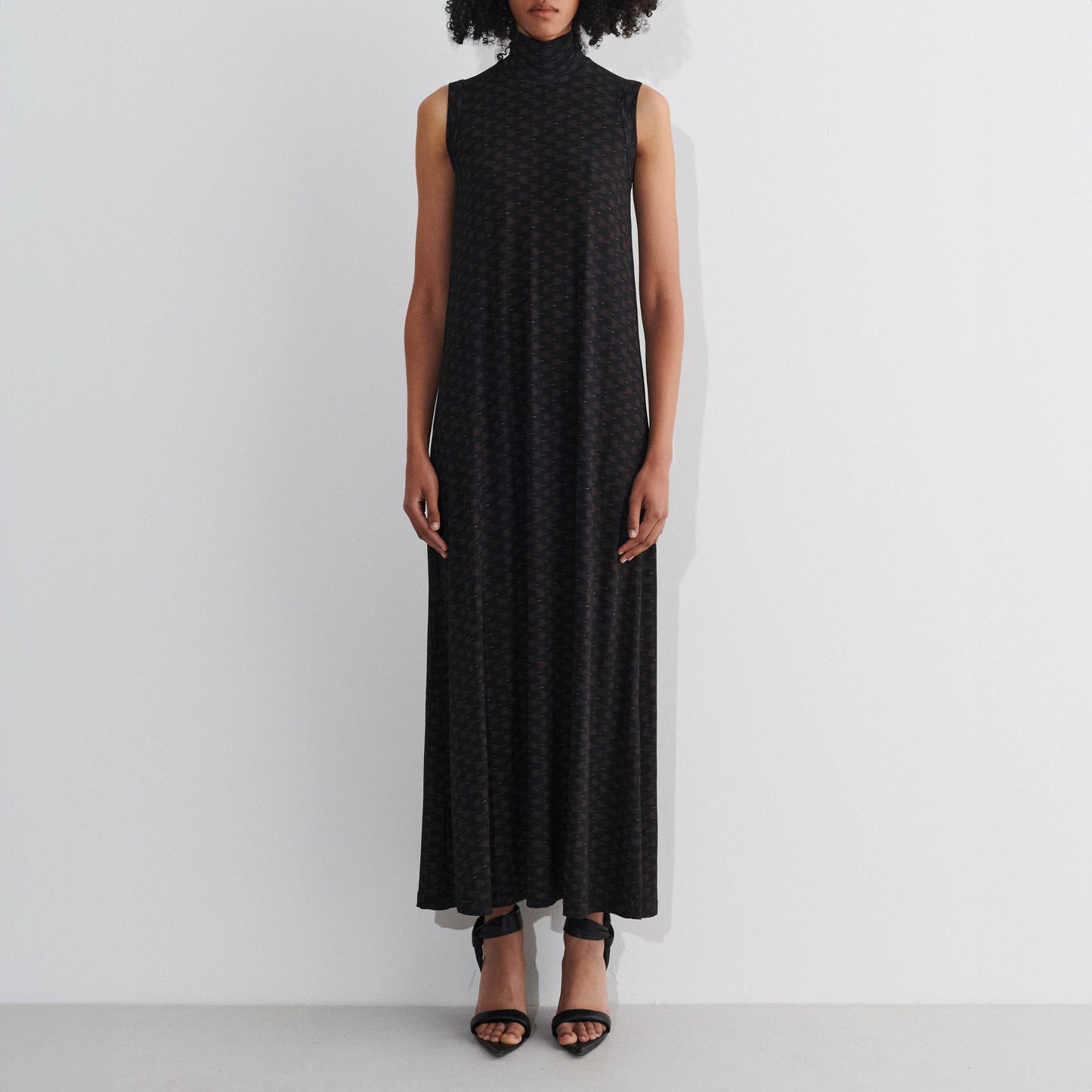 Dawa Jersey Dress in Dark Brown Wavelet