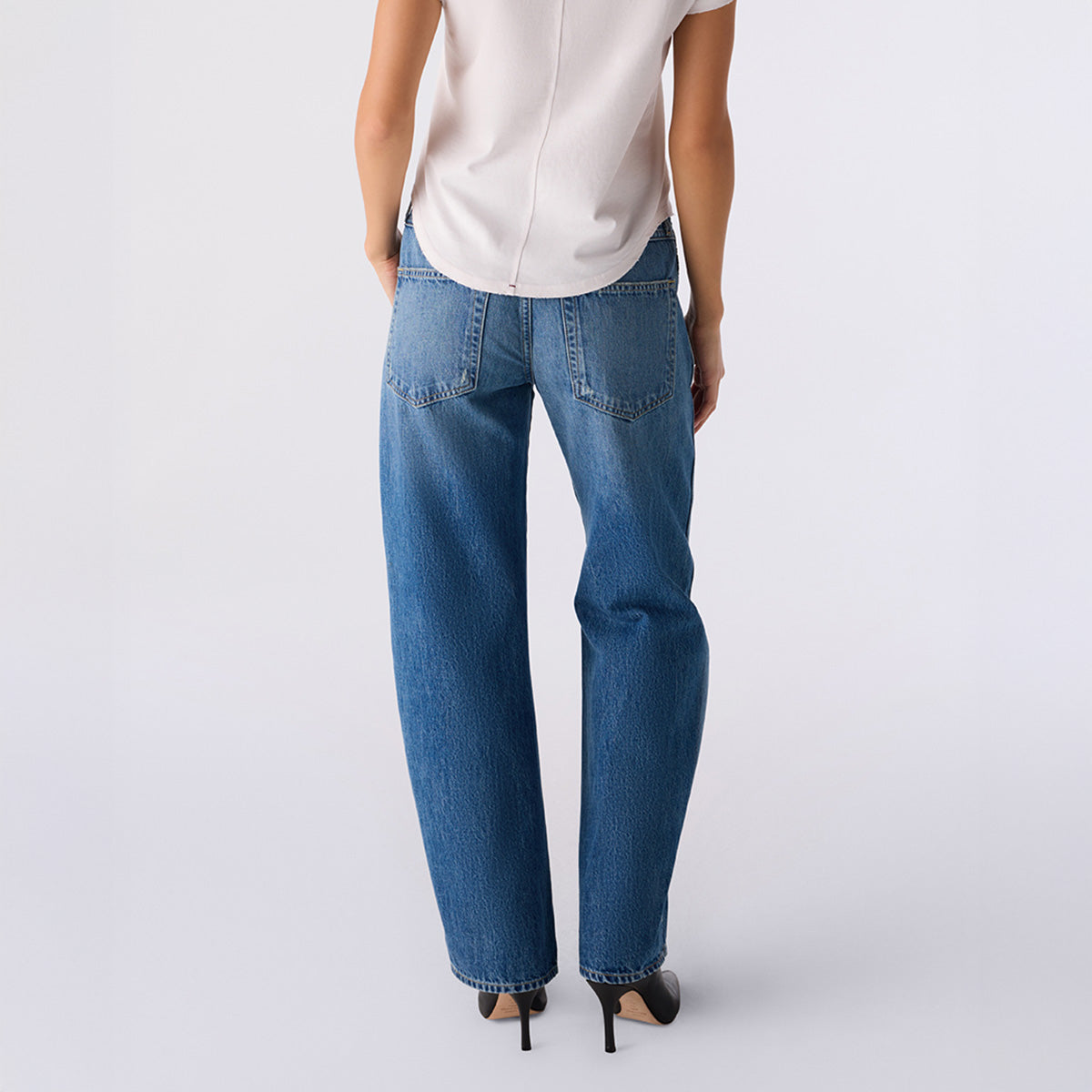 Esme Jean in Flicker