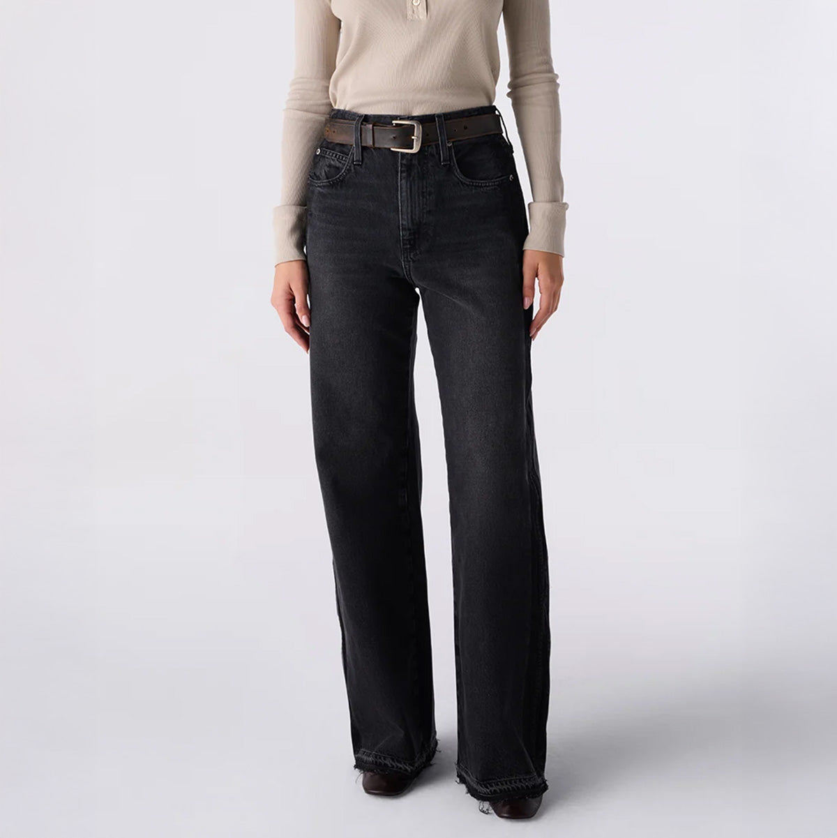 Frida Jean in Recall