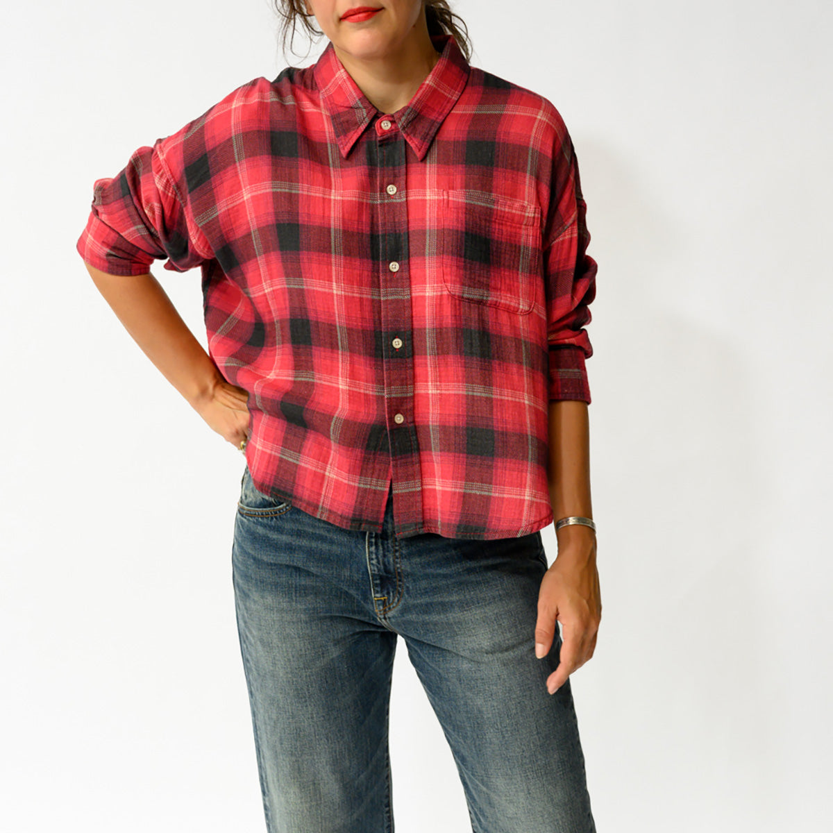 Bailey Cropped Shirt in Red and Black Plaid
