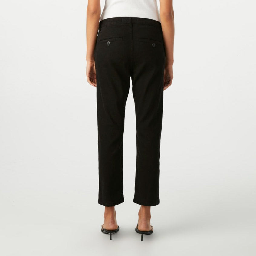 Easy Cropped Trouser in Black
