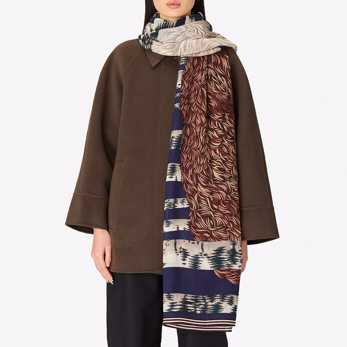 Ours Scarf in Navy