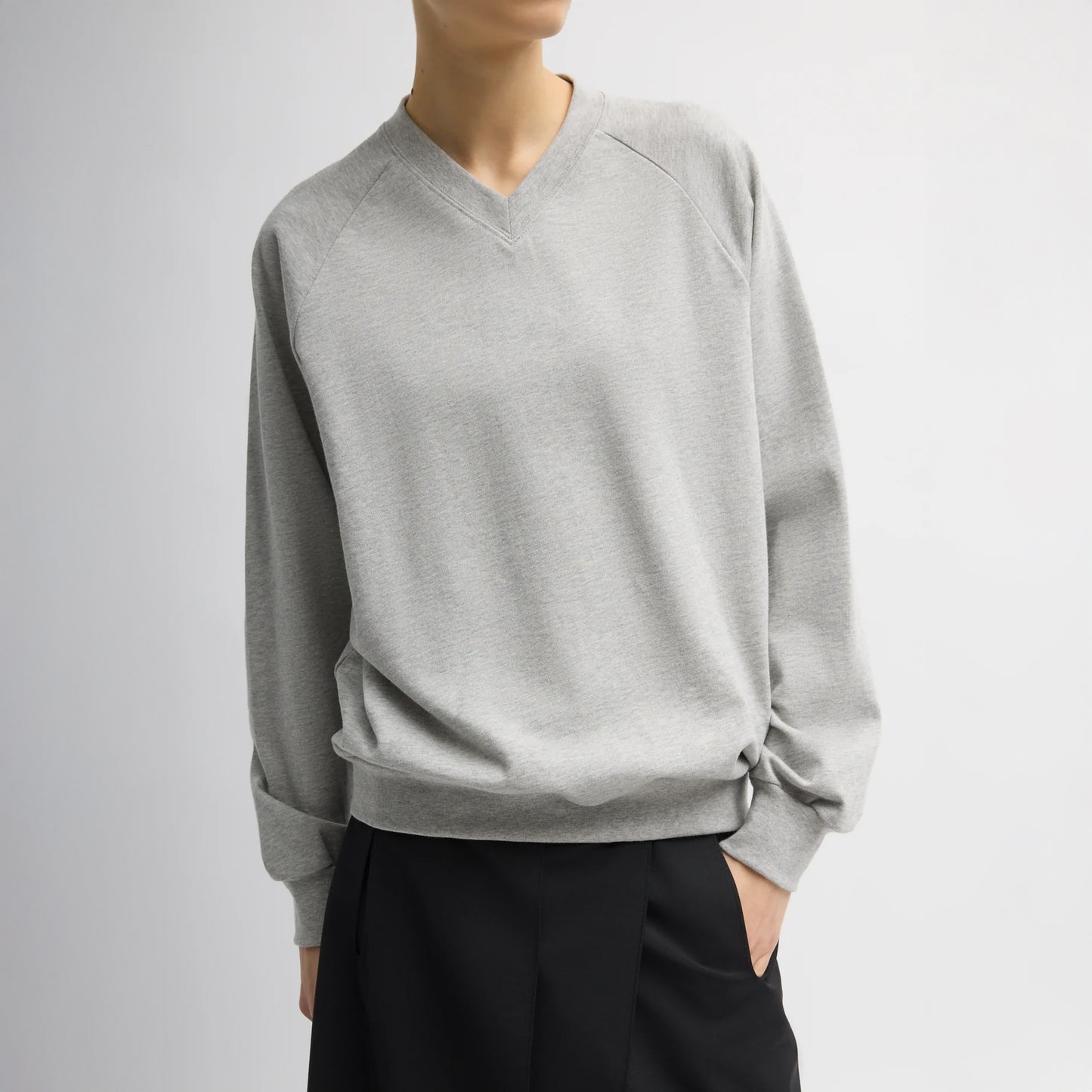 Perfect T Sweatshirt in Heather Grey