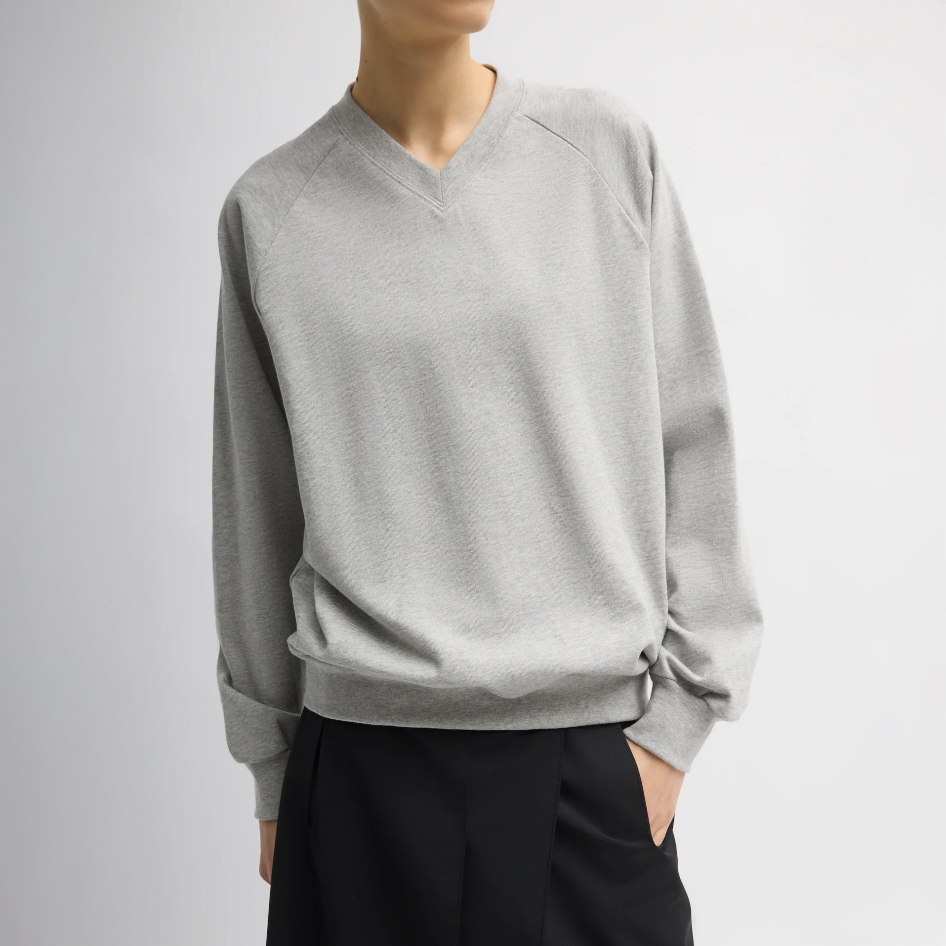 Perfect T Sweatshirt in Heather Grey