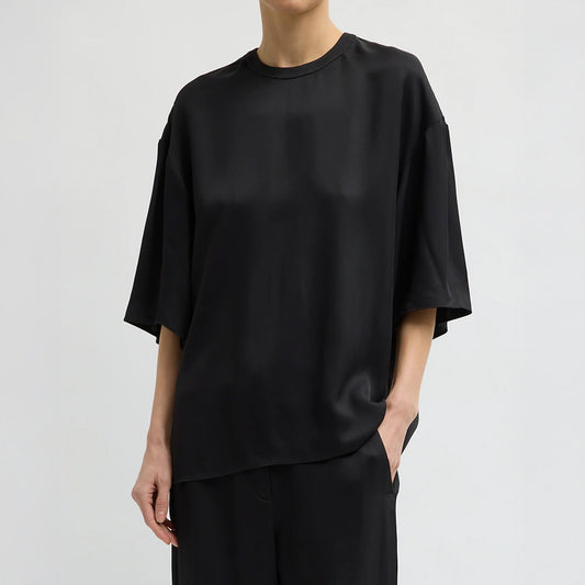 Side Slit Tee in Black