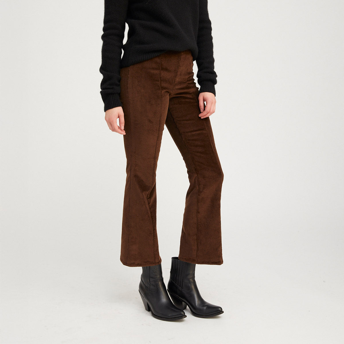 Ankle Flare Pant in Americano