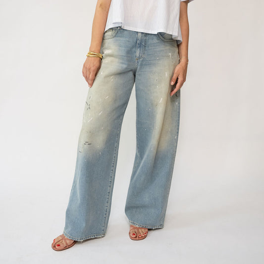 Gea Overcarrot Jean in Light Denim