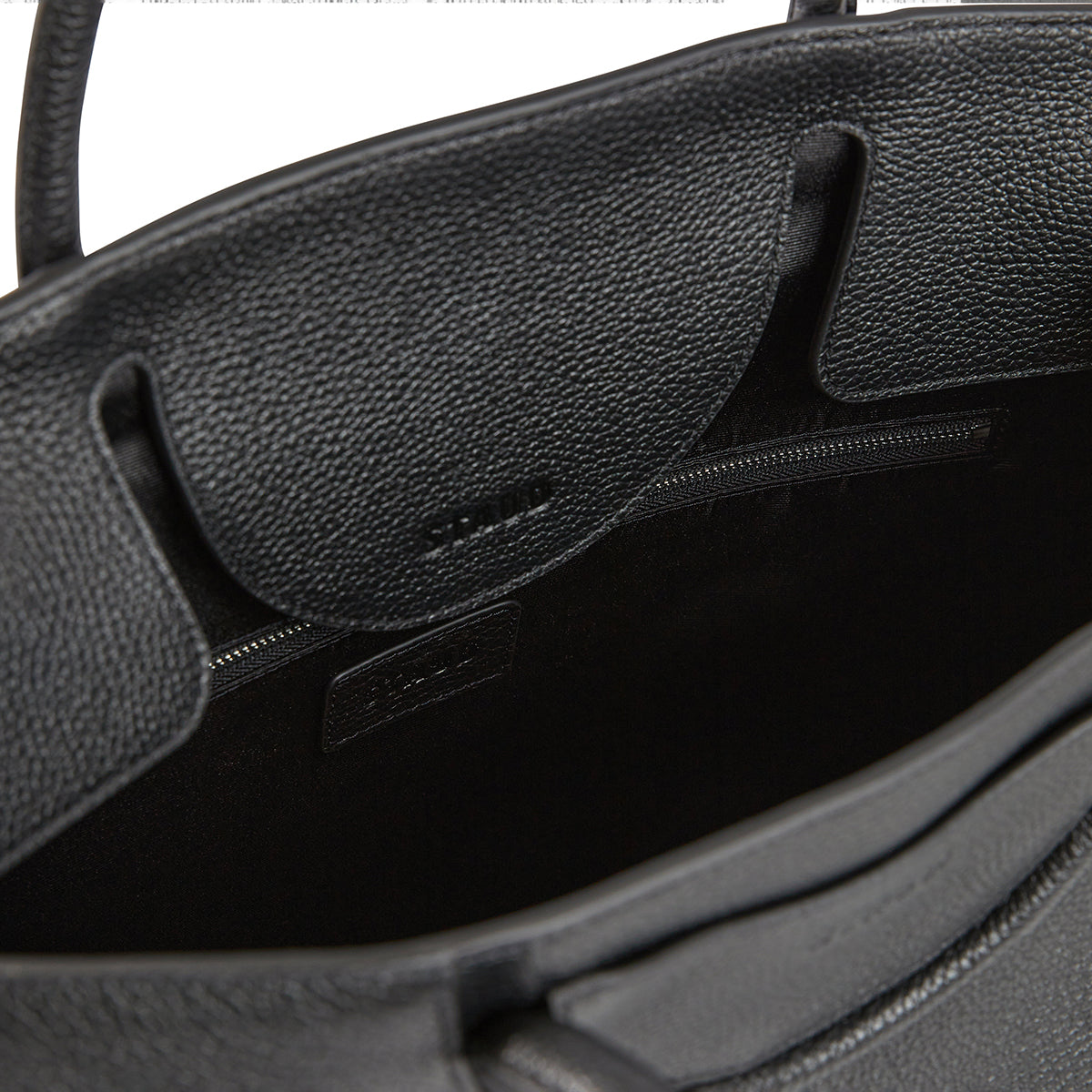 Maude Carryall Bag in Black