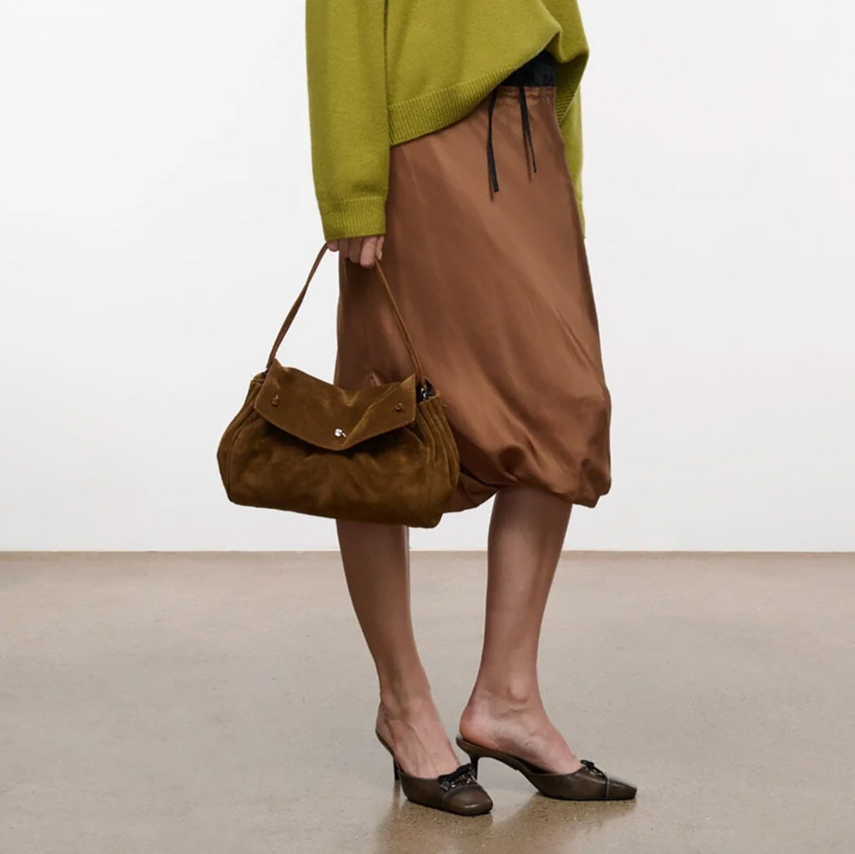 Cy Convertible Bag in Cigar