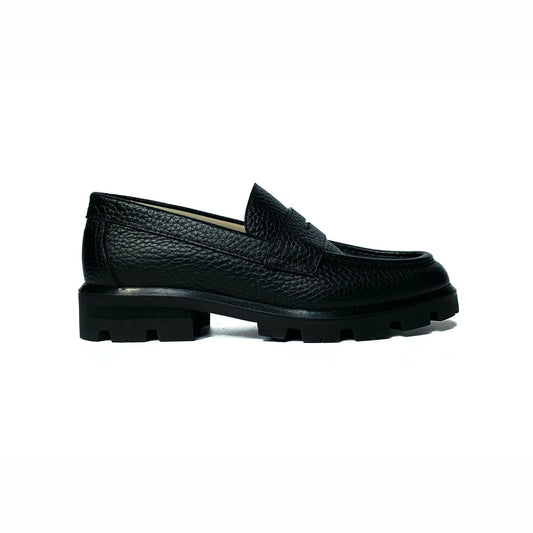 New Loafer in Black Pebbled Leather