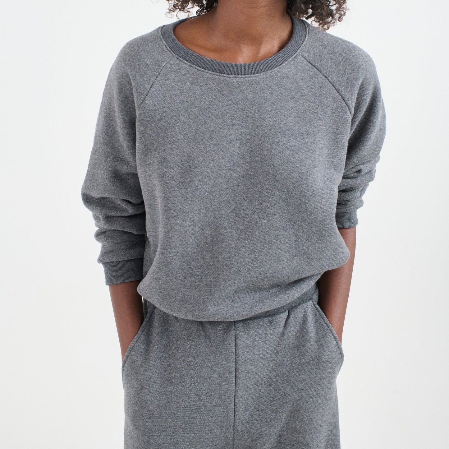 Daily Sweatshirt in Deep Grey