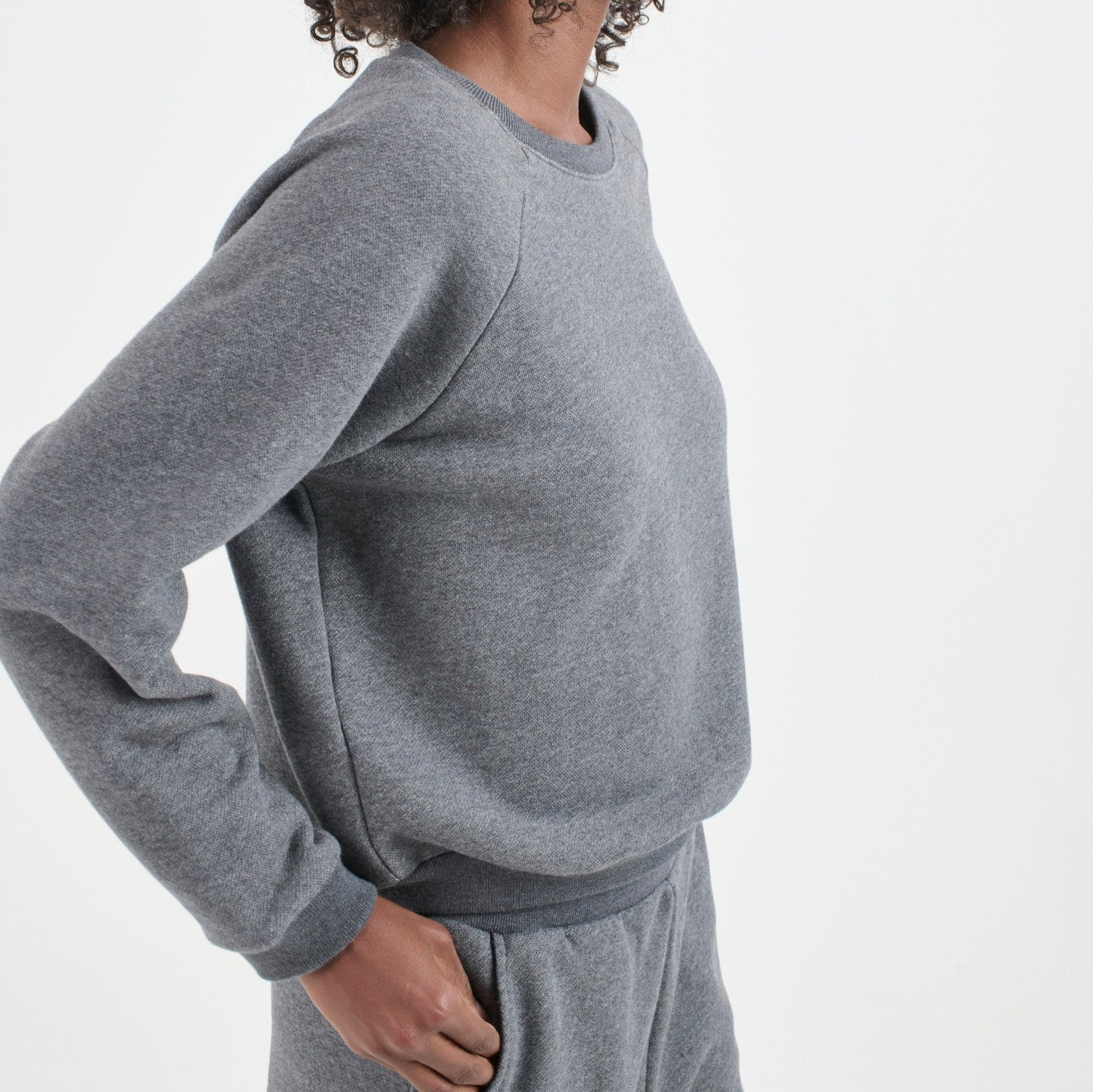 Daily Sweatshirt in Deep Grey