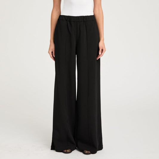 Wide Leg Pintuck Trouser in Black