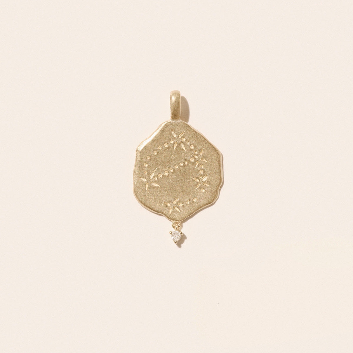 Libra Pendant in 9K Yellow Gold