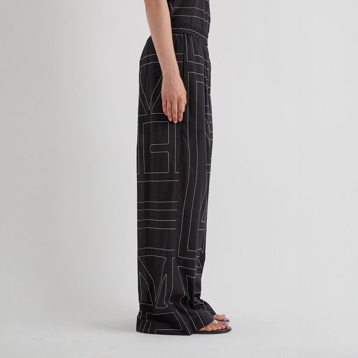 Print Pant in Nero and Off White