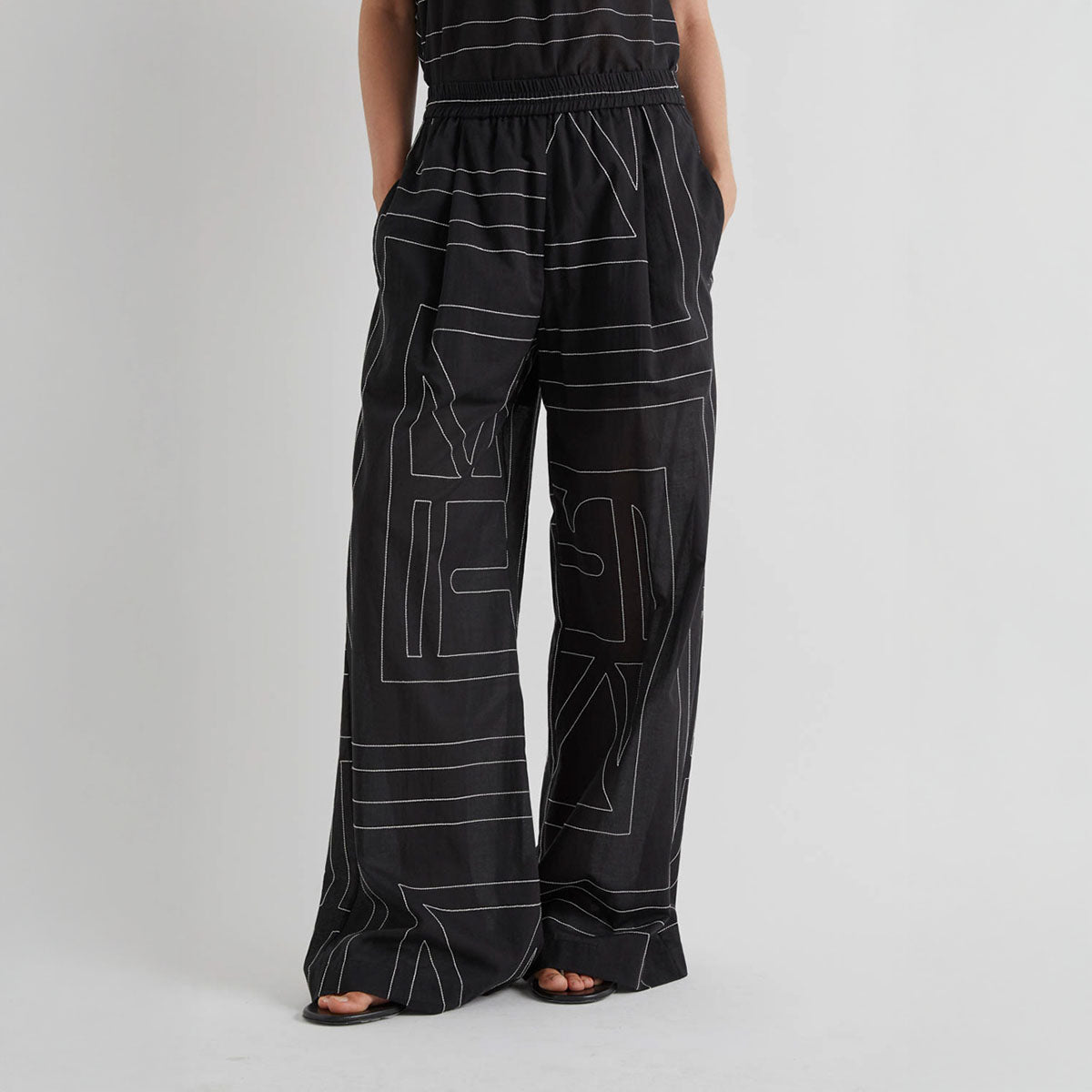 Print Pant in Nero and Off White