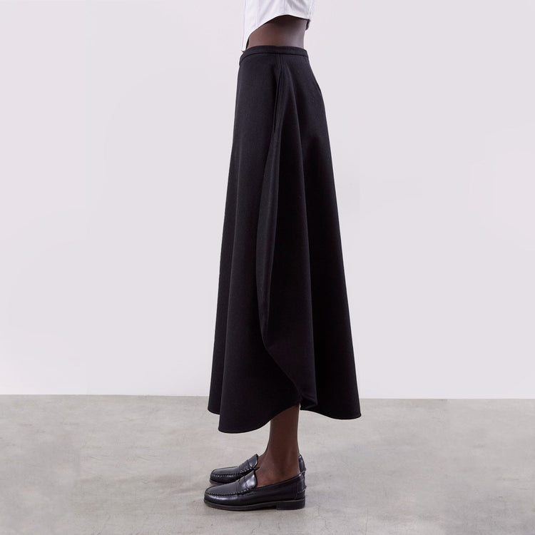 Curved Midi Skirt in Black
