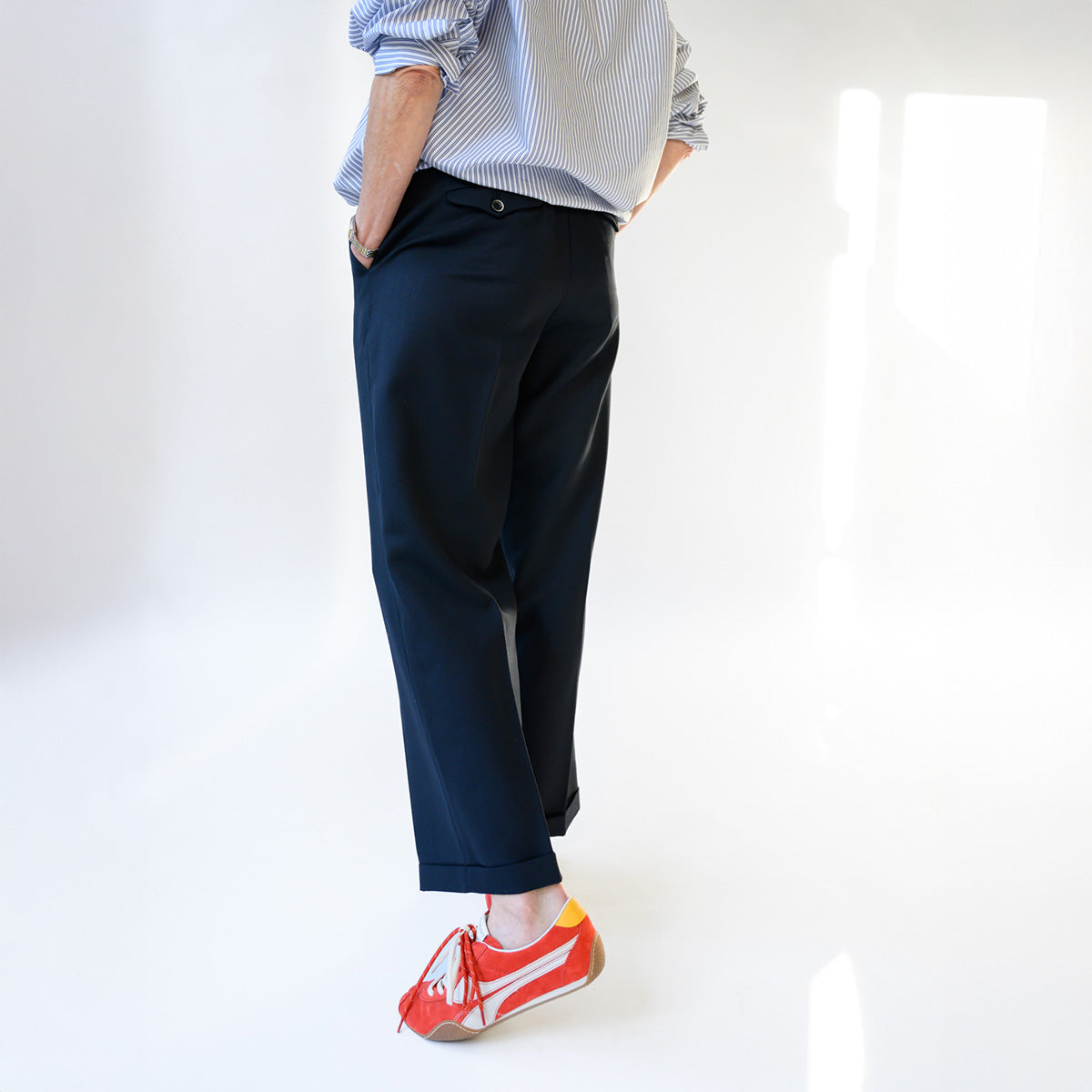 Montana Chino in Navy