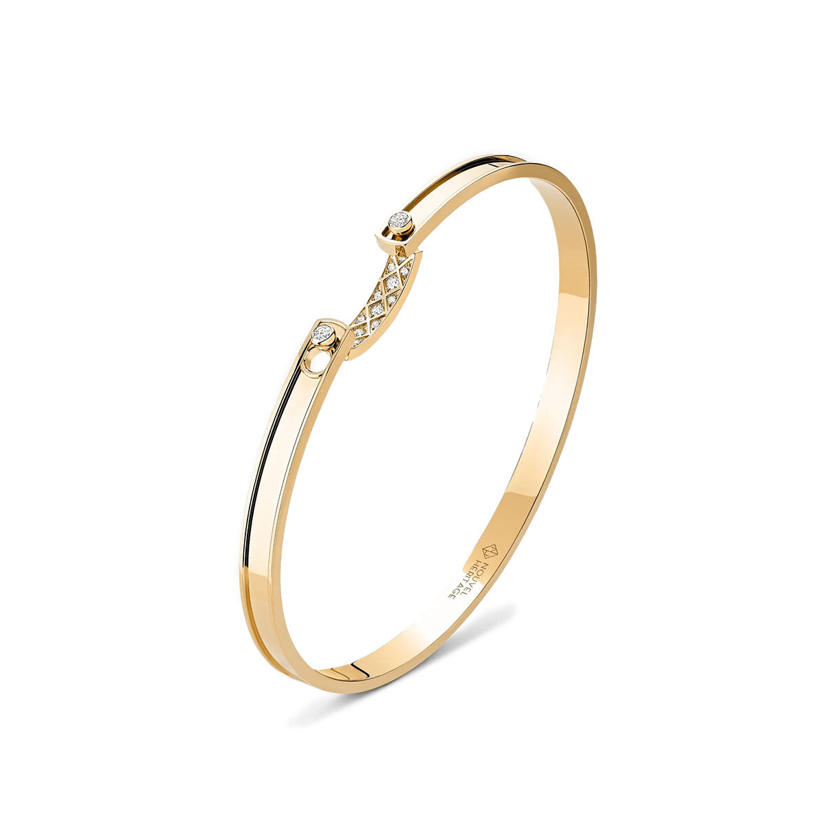 Parisian Stroll Bangle in Yellow Gold