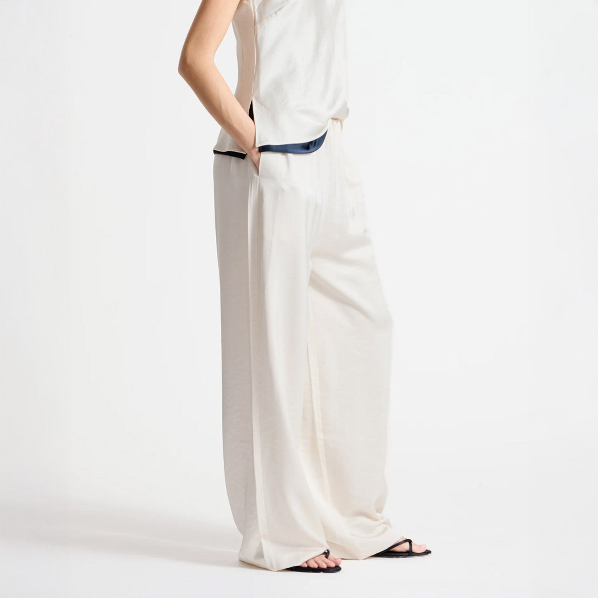 Paige Pull-On Pant in Ivory