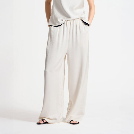 Paige Pull-On Pant in Ivory