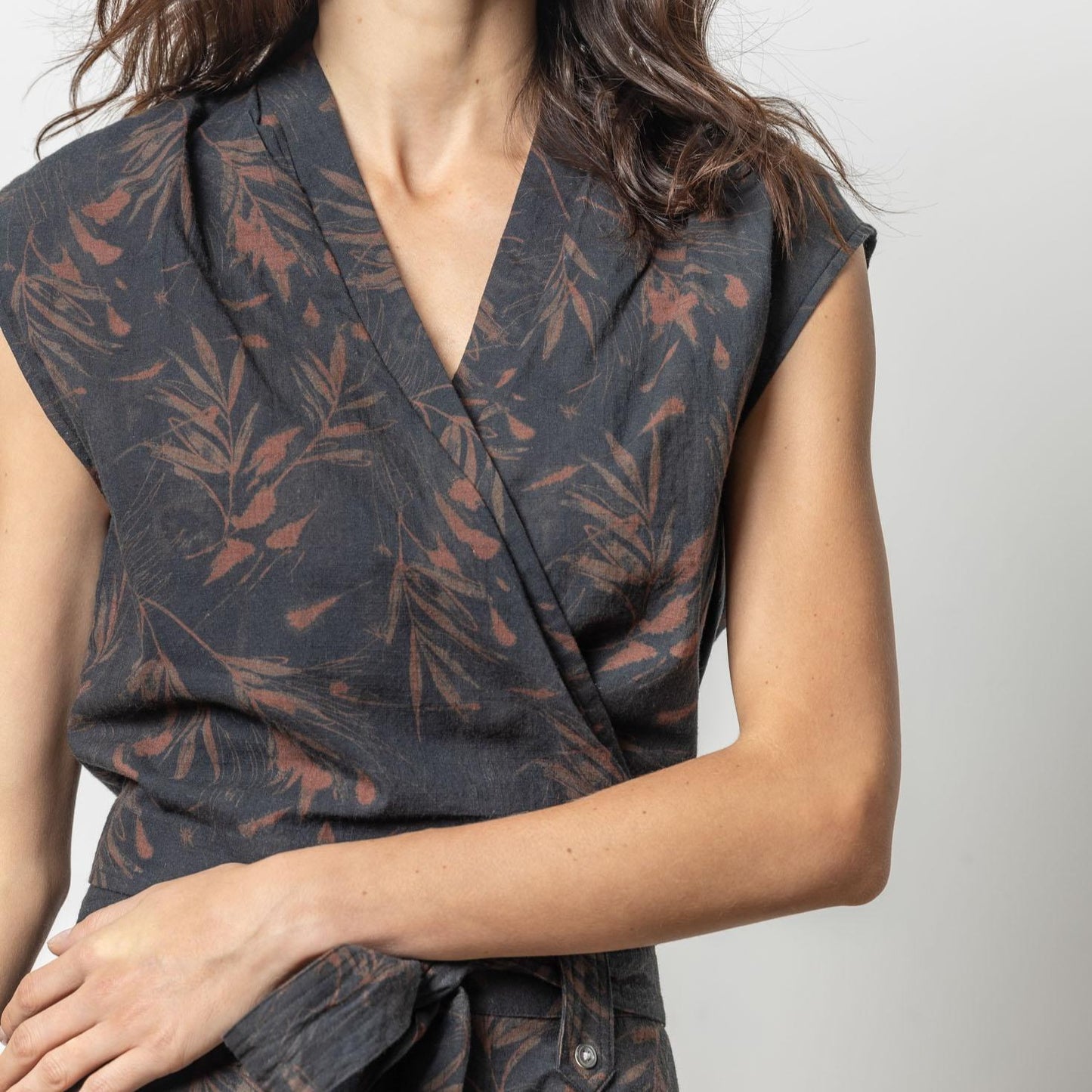 Printed Wrap Blouse in Onyx & Java