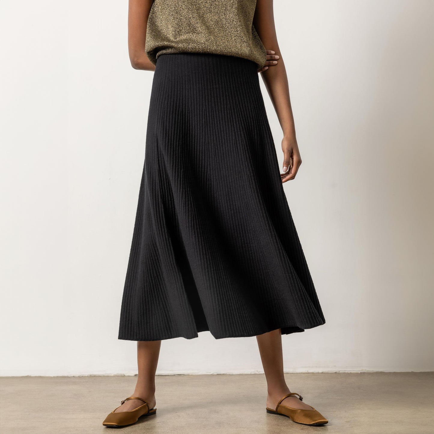 Flared Sweater Skirt in Black