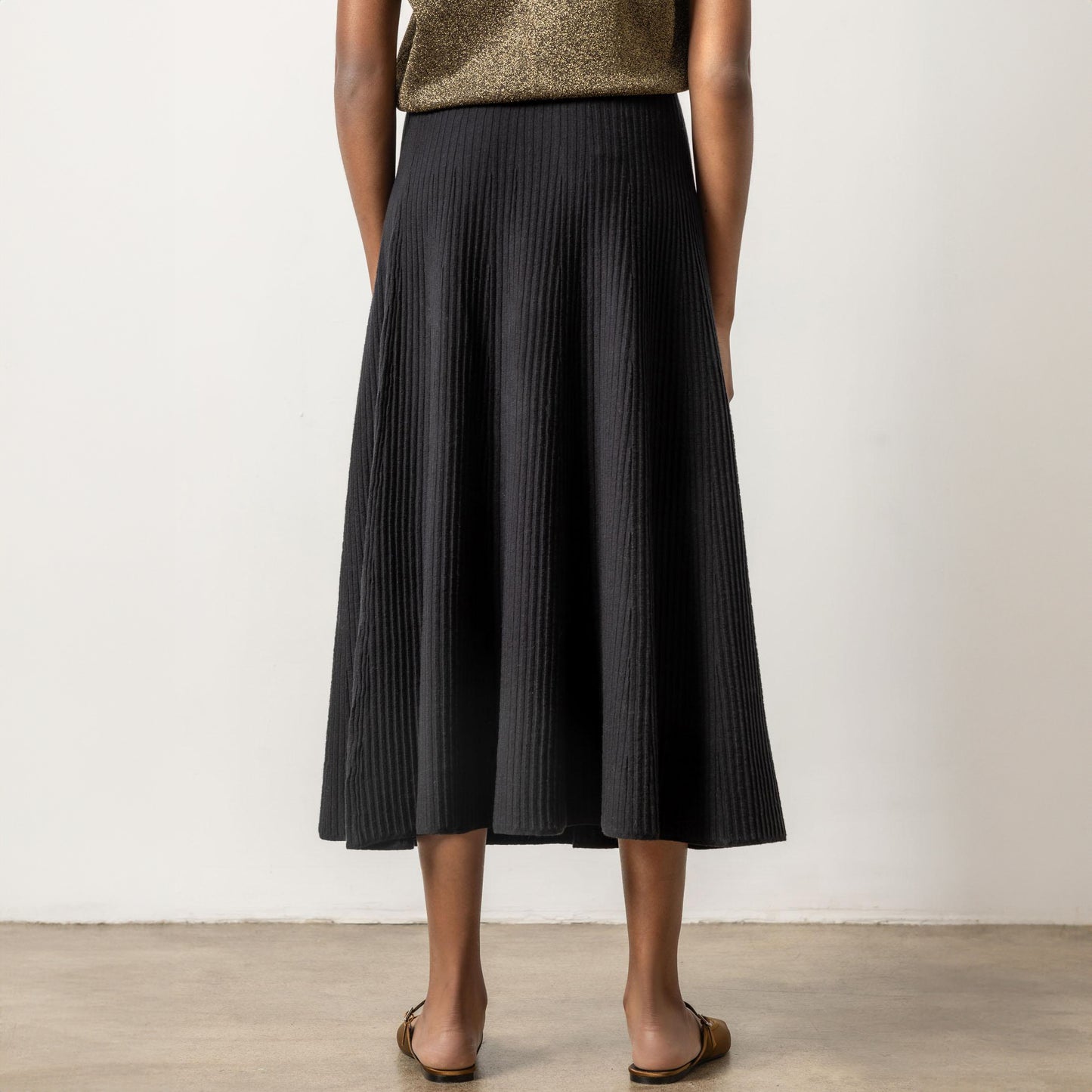 Flared Sweater Skirt in Black