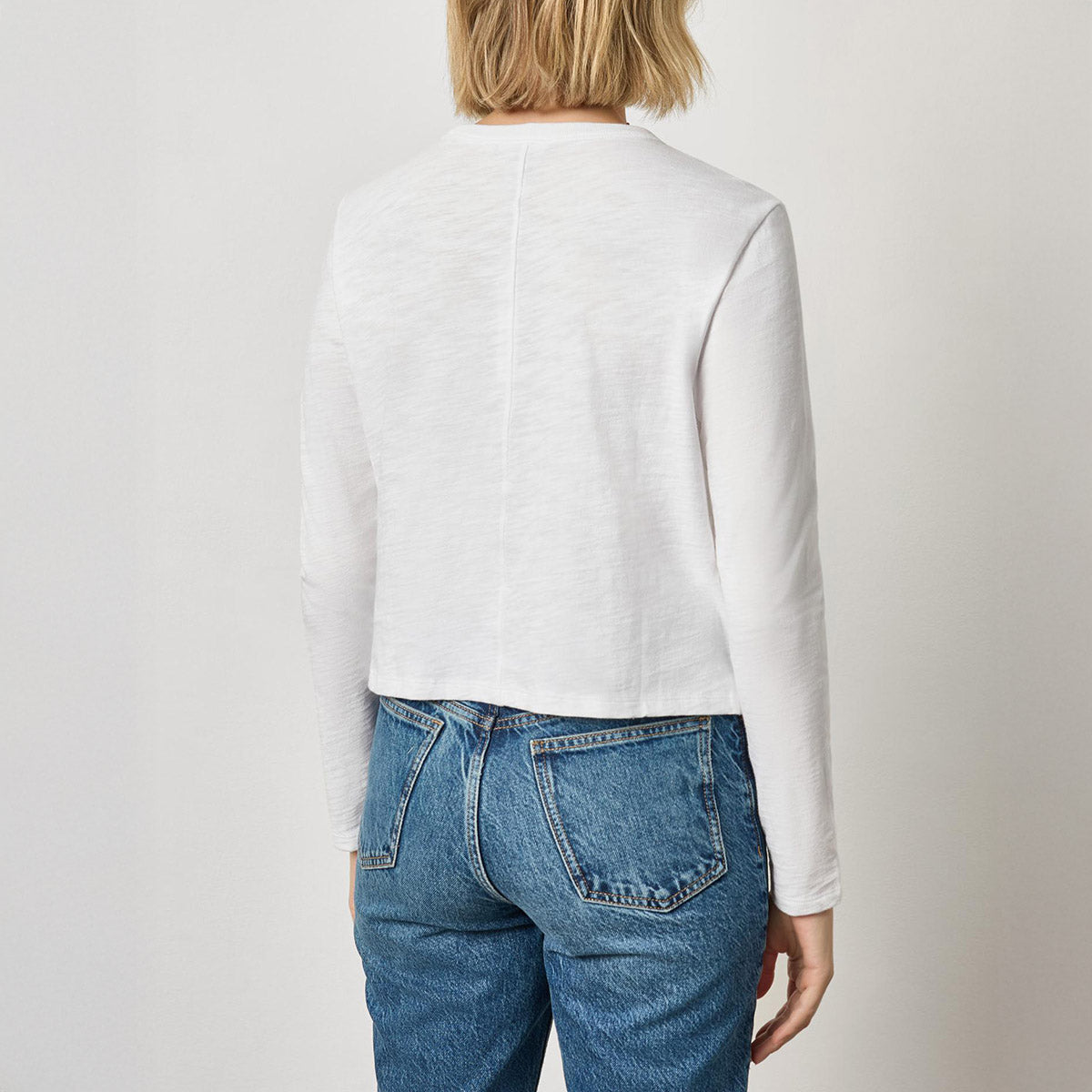 Longsleeve Cropped Boyfriend Tee in White
