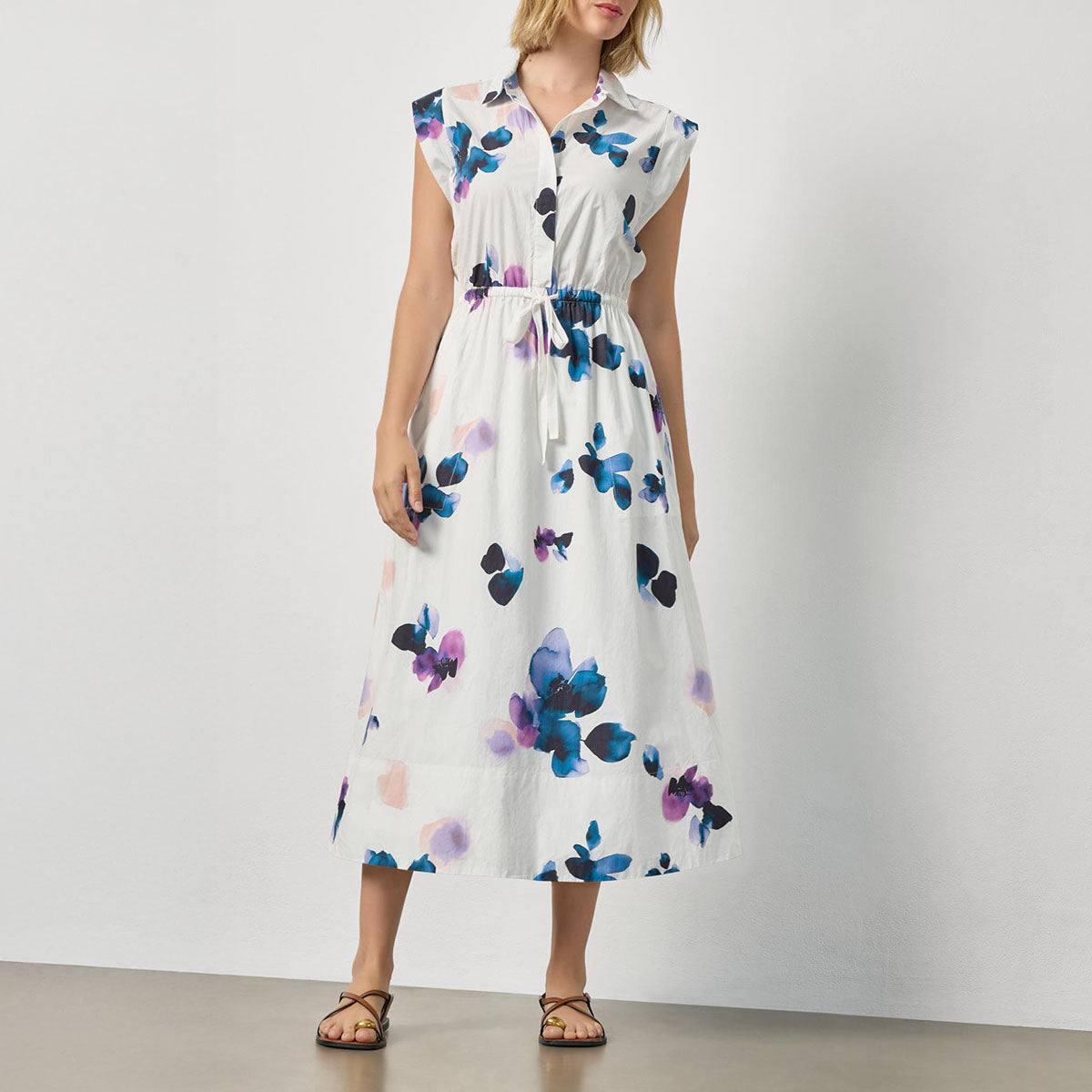 Gusset Sleeve Maxi Dress in Orchid Print