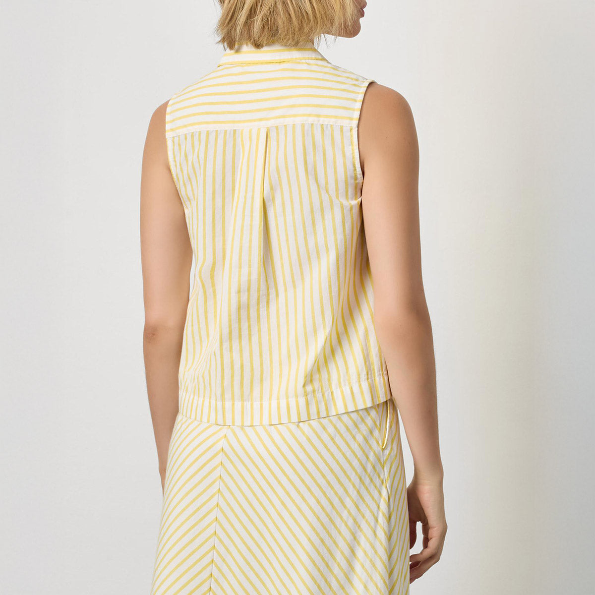 Sleeveless Shirt in Sunflower Stripe