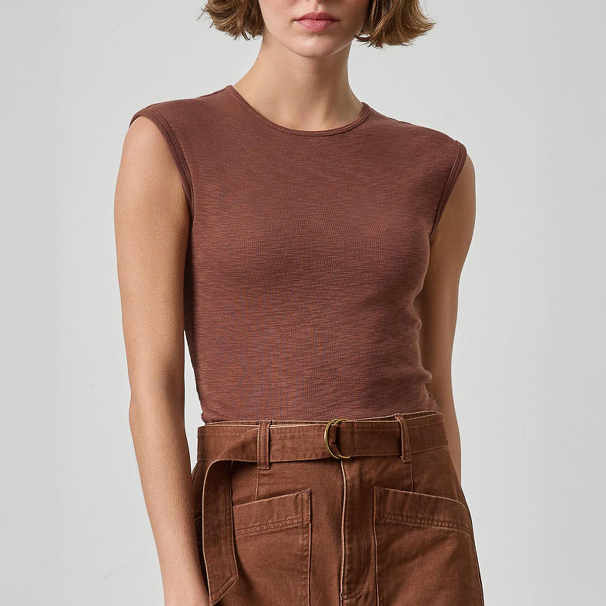 Extended Shoulder Slim Tee in Chestnut