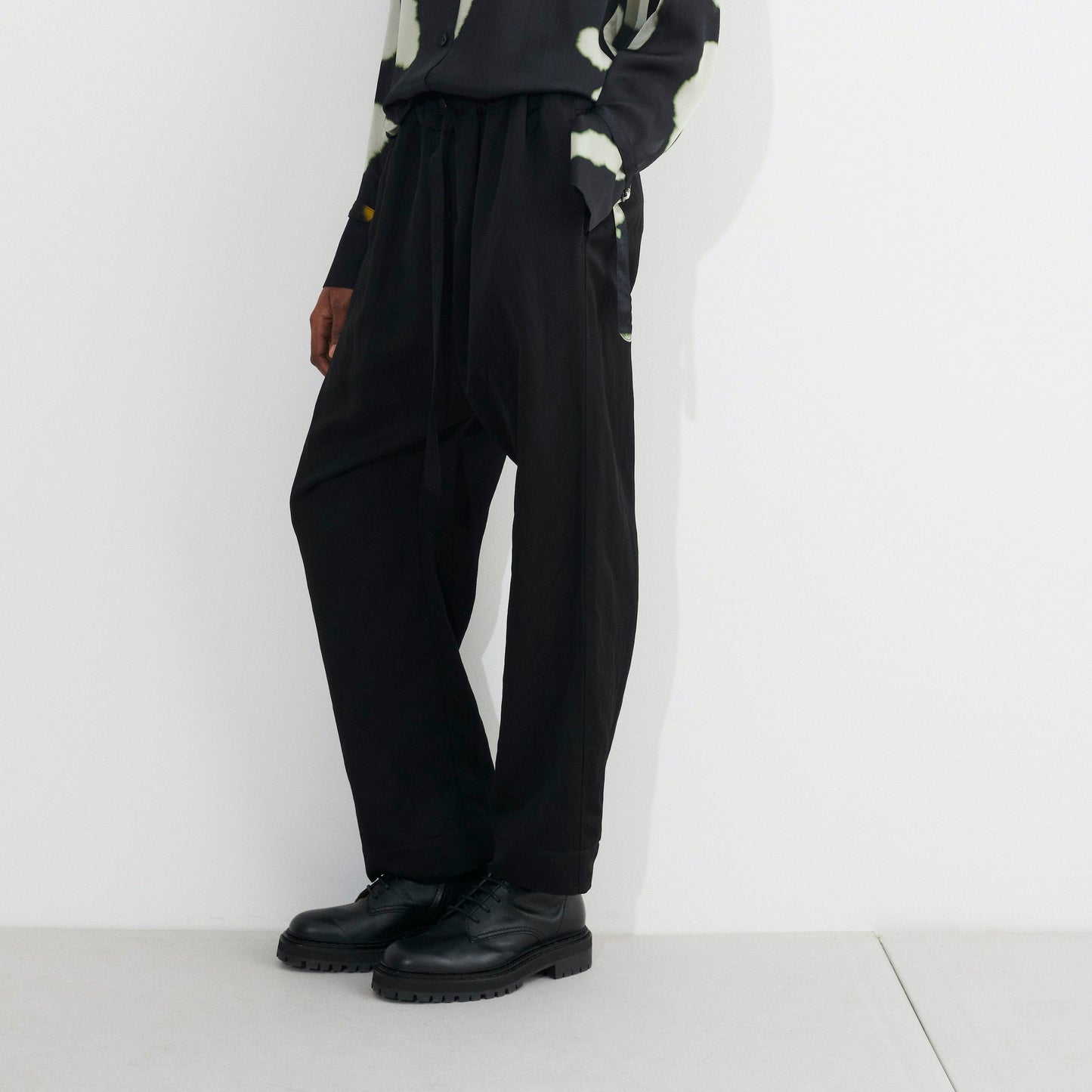 Pahur Draped Trouser in Black