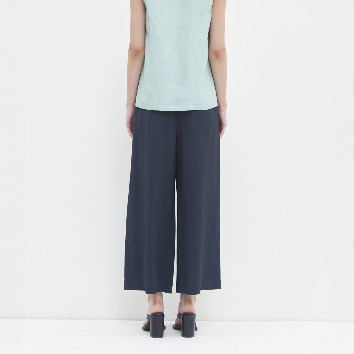 Pima Trouser in Deep Petrol