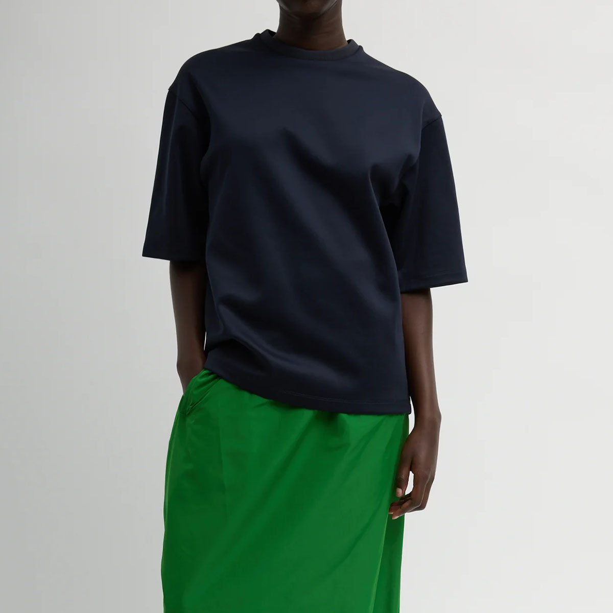 Active Knit Easy T in Navy