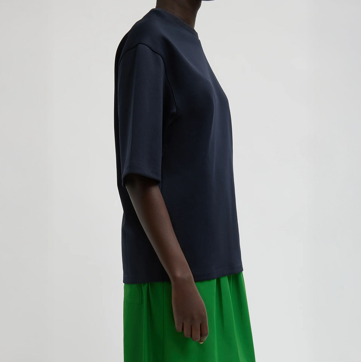 Active Knit Easy T in Navy