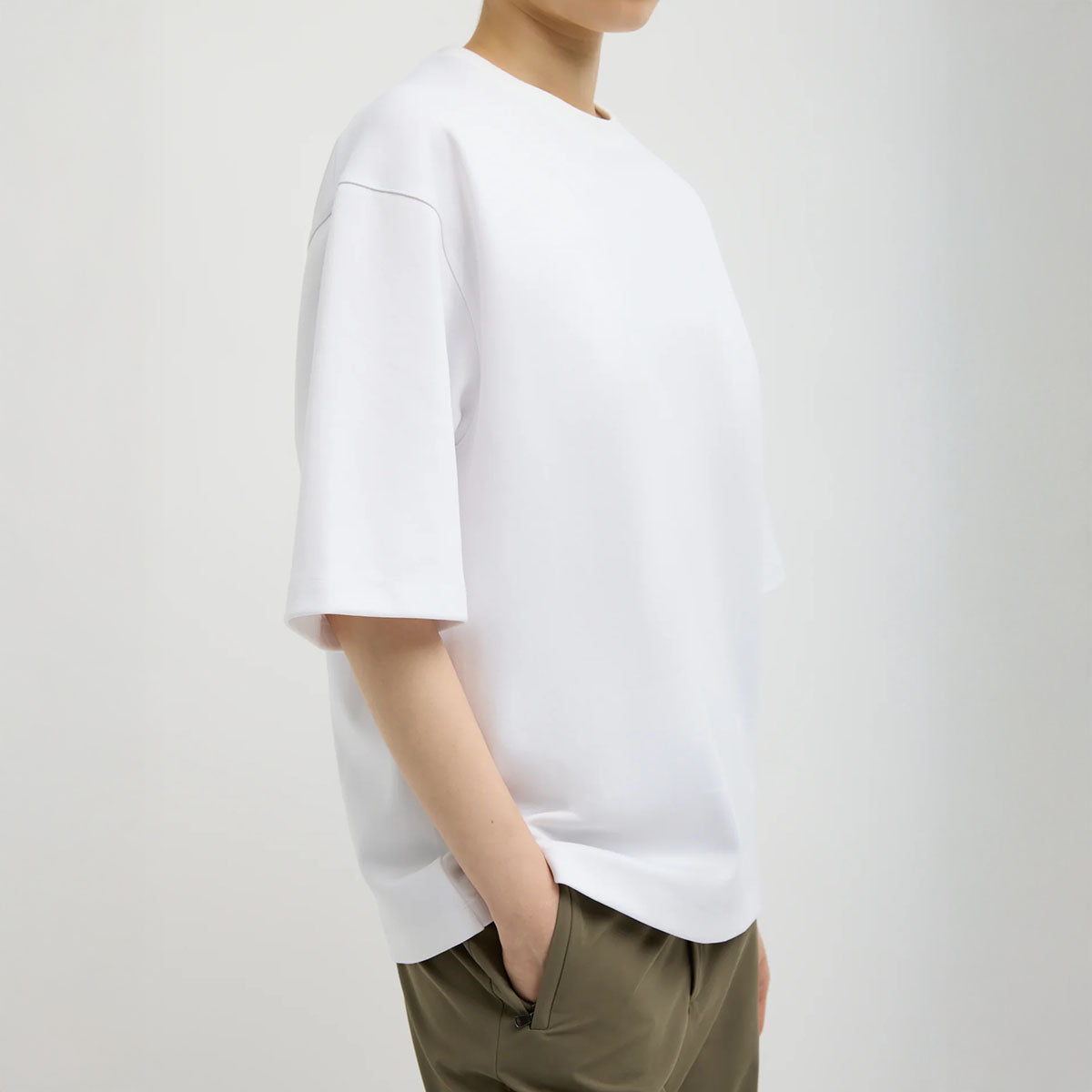 Active Knit Easy T in White