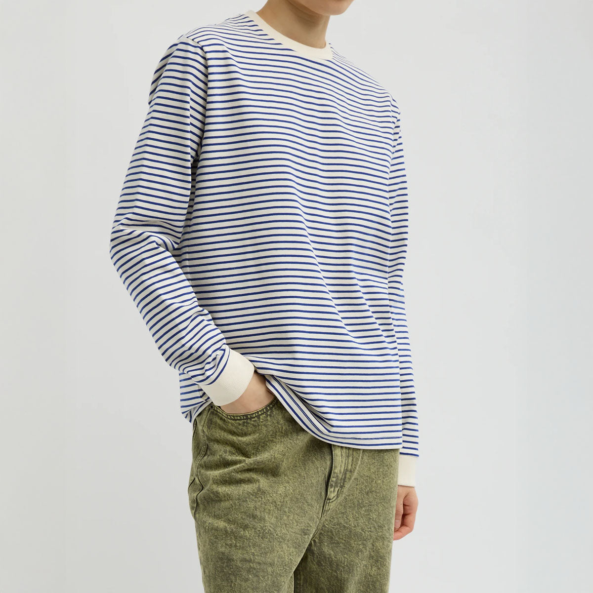 Striped Long Sleeve Tee in Blue and White