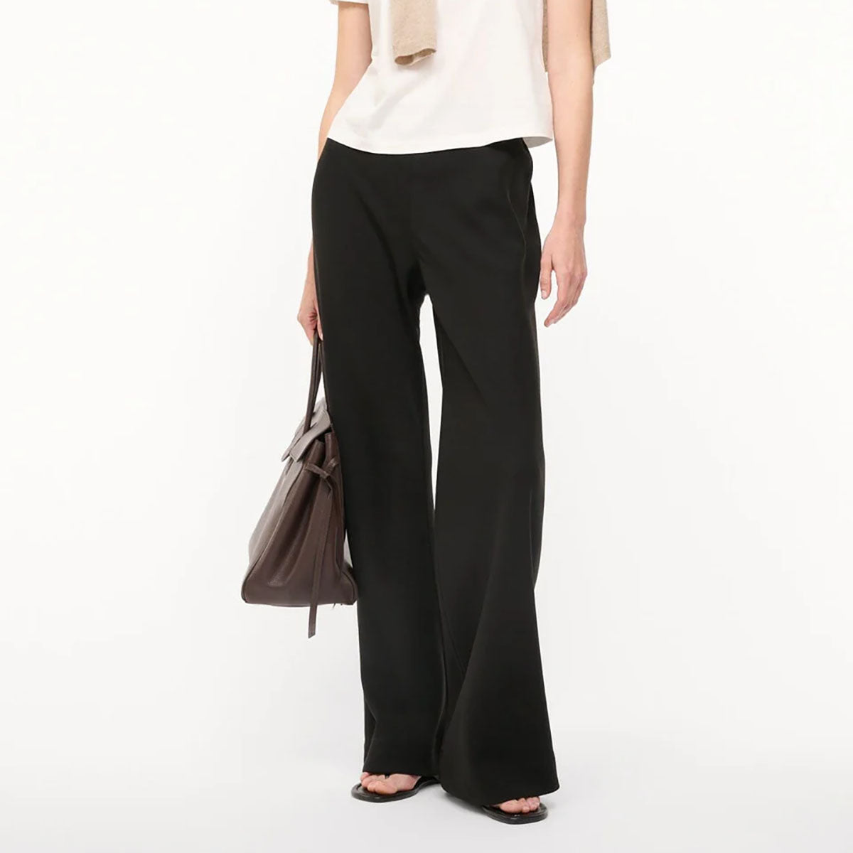 Stroll Pant in Black