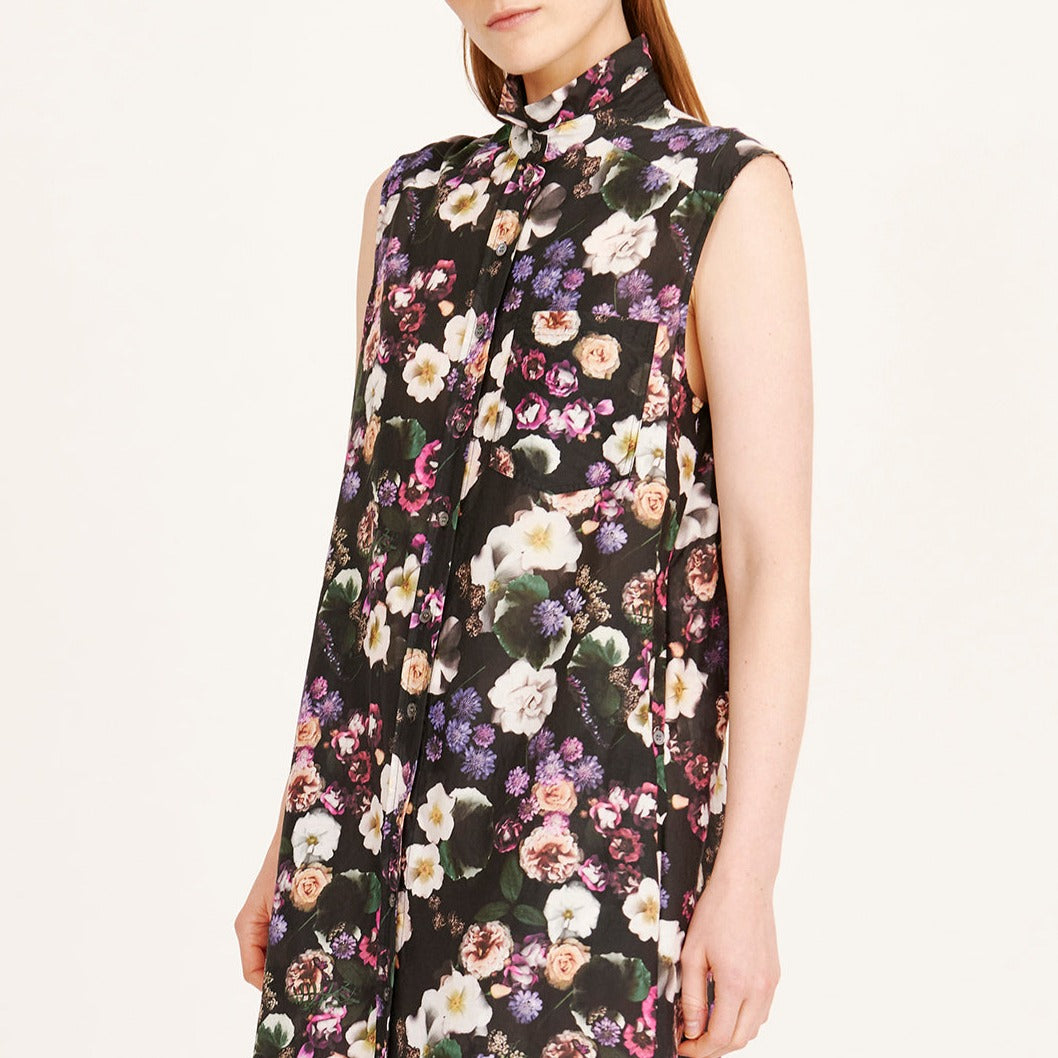 Highland Floral Dress in Black Viole