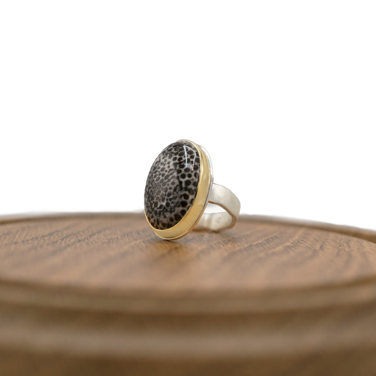 Fossilized Stingray Coral Oval Ring