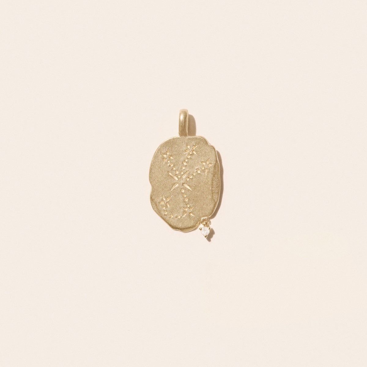 Scorpio Pendant in 9K Yellow Gold with diamond, engraved with constellation, made in France.