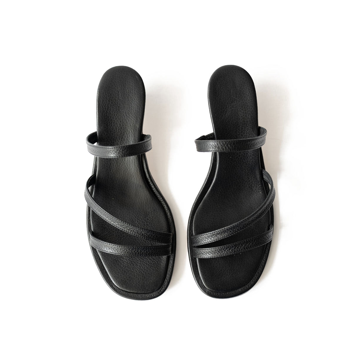 Line Heel in Nero