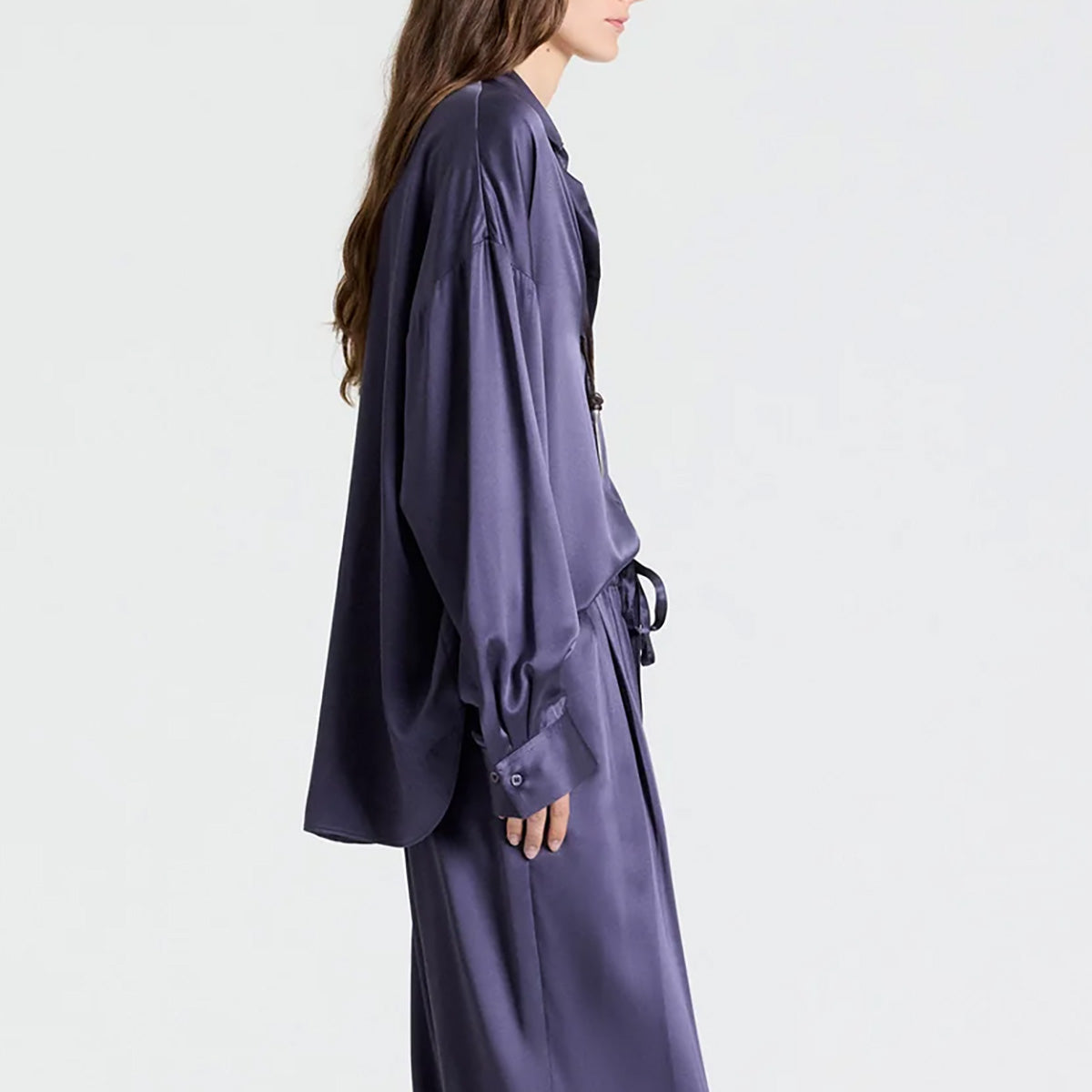 Something Borrowed in Graystone oversized button-front shirt in silk, featuring a spread collar and chest pocket.