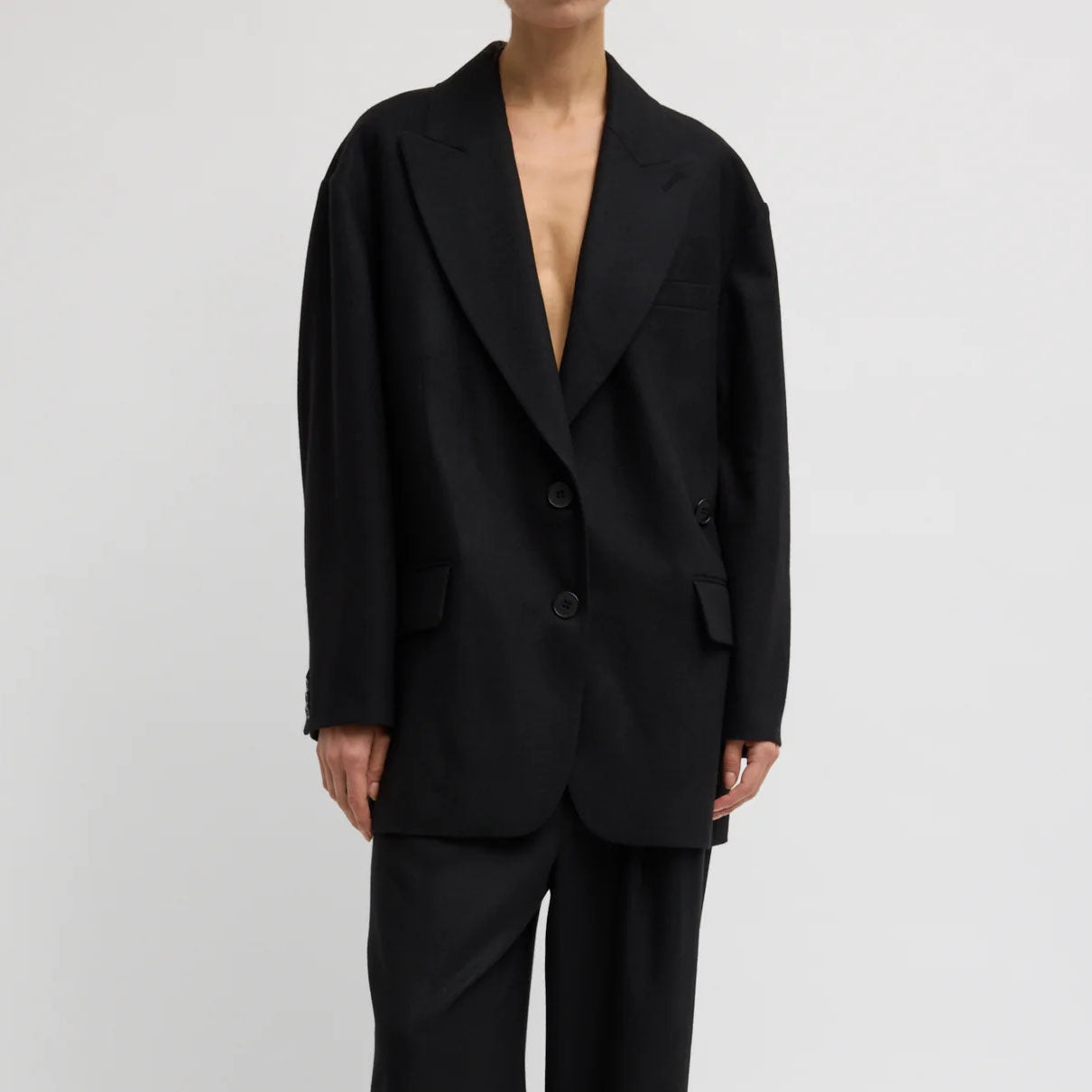 Cashmere Liam Blazer in Black