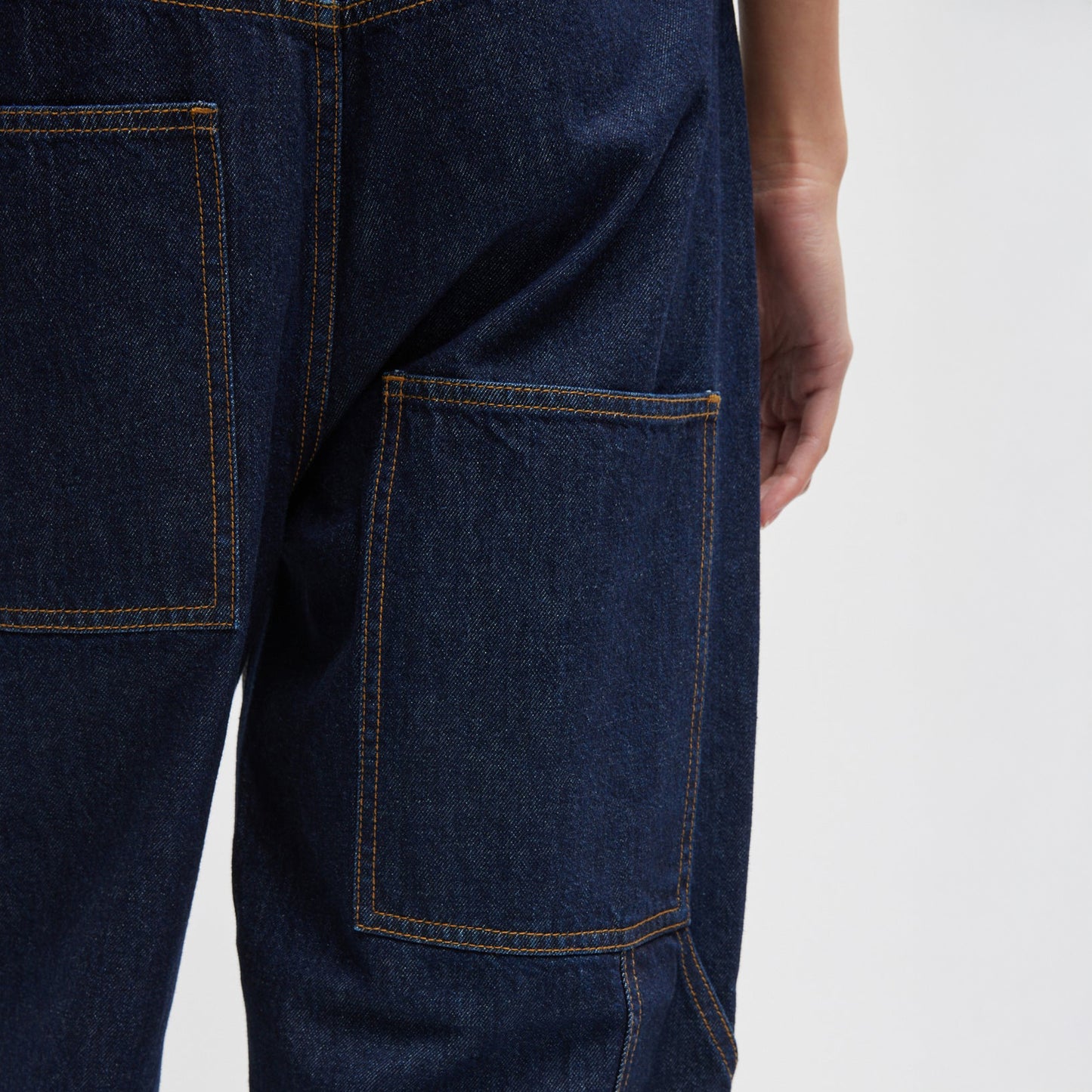 Cropped Cargo Jean in Indigo