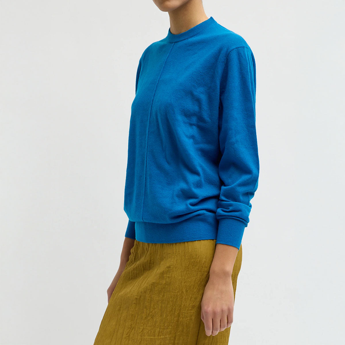 Skinlike Wool Crewneck in in Bright Blue