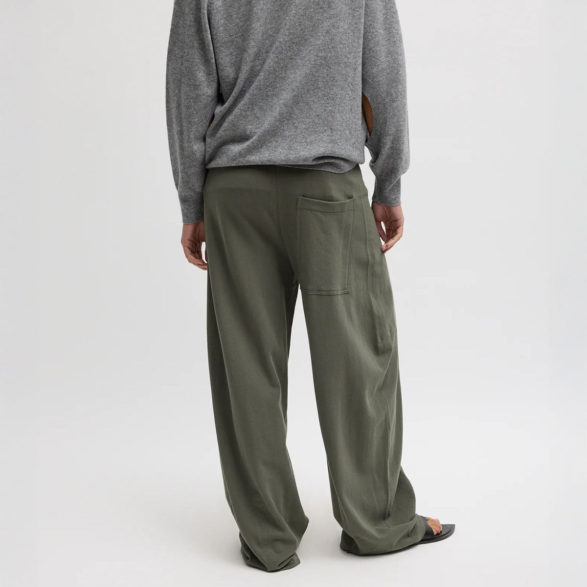 Winslow Pant in Olive